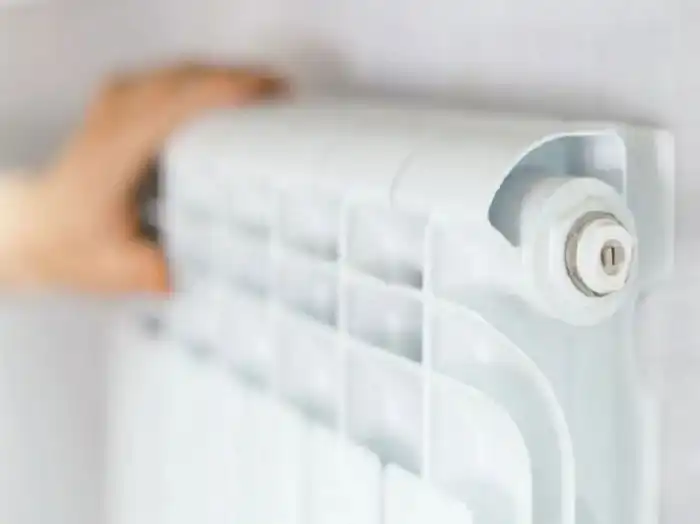 Влияние холодной погоды на счета за отопление: как управлять расходами на тепло {city2}