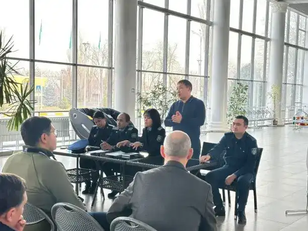 В международном аэропорту «Аулие Ата» г.Тараз проведено занятие по безопасности (2)