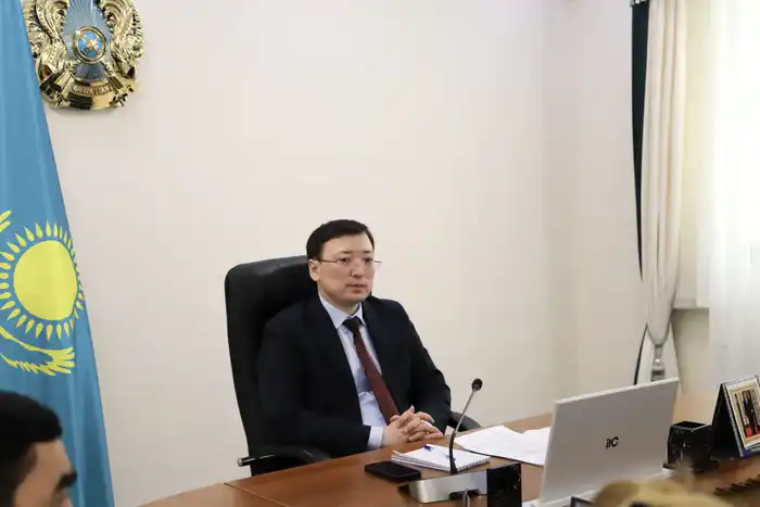 В МТСЗН РК проведена рабочая встреча с антикоррупционными комплаенс-офицерами (4)