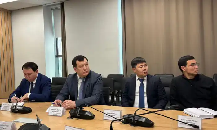 Обсуждение вопросов стабильности и единства в Туркестане {city2}