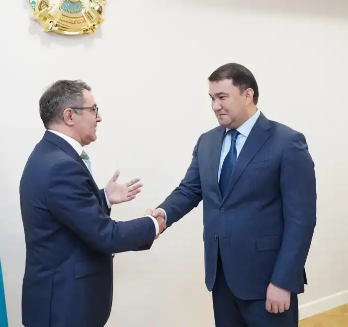 АКИМ ТУРКЕСТАНСКОЙ ОБЛАСТИ НУРАЛХАН КУШЕРОВ ВСТРЕТИЛСЯ С ПРЕДСТАВИТЕЛЯМИ ИСПАНСКОЙ КОМПАНИИ (5)