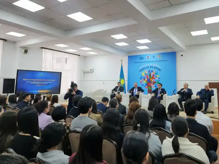 Волонтерство как конституционная ценность: новый взгляд на общественную инициативу в Казахстане {city2}