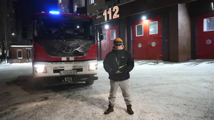 «Уступи дорогу»: как пожарная машина проверила водителей Астаны (3)