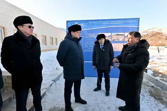 Аким области посетил недостроенные объекты в Абайском районе (5)