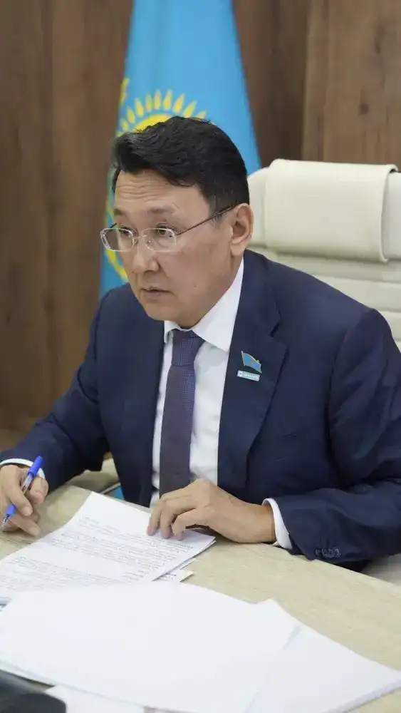 В Абайской области Казахстана обсуждается проект новой Конституции в рамках международной конституционной реформы {city2}