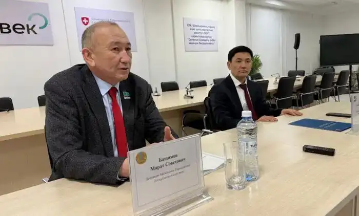 В Астане состоялась встреча, посвященная разъяснению конституционных реформ (4)