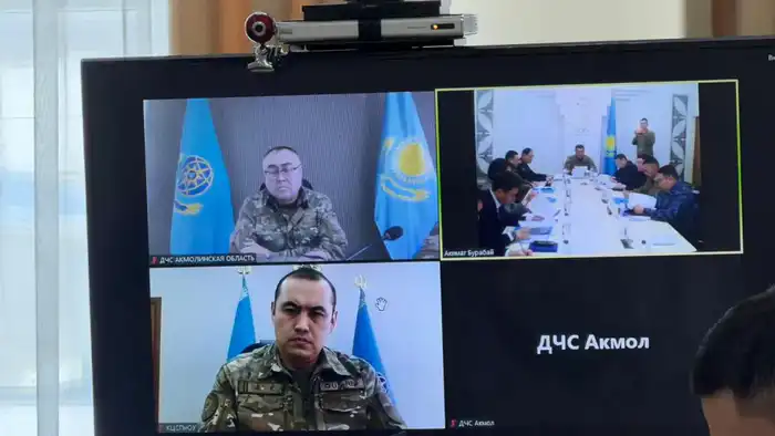 Глава МЧС посетил пострадавших и поручил обеспечить всестороннюю помощь (4)