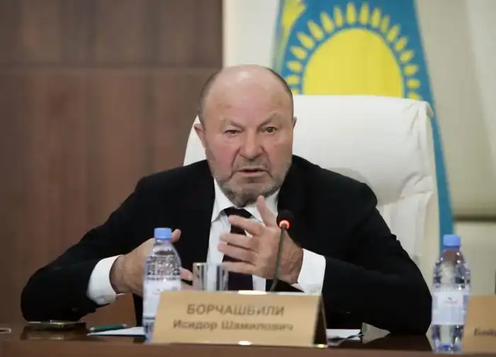 Голосование как симфония: кто дирижирует выборами? {city2}