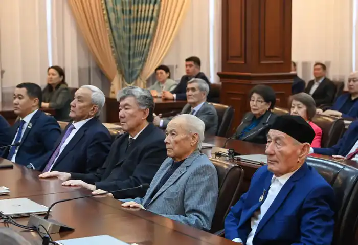 Представлен новый ректор Университета имени Коркыт ата (3)