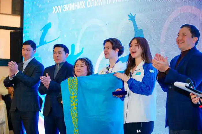 Квартиры и аплодисменты: Шайдоров и Самоделкина в Астане! {city2}