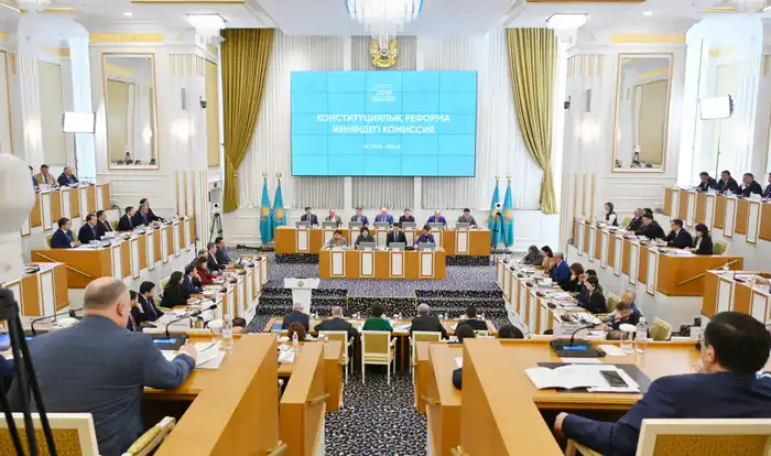 Жаңа Конституция: Орталық Азиядағы саяси инновацияның жаңа кезеңі мен халықаралық стандарттарға үлгі болу мүмкіндігі {city2}