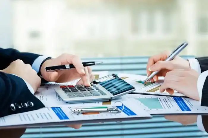 Налоговая река: 160 тысяч предпринимателей столицы выбрали свой путь {city2}