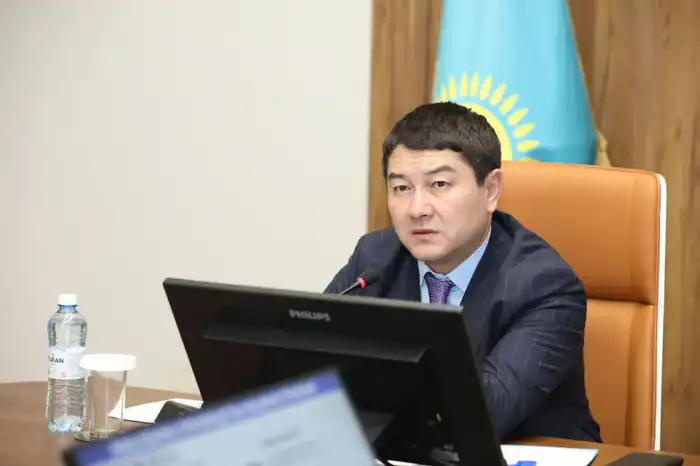 На перекрестке идей: в акимате Мангистауской области строят мосты к социально-экономическому будущему {city2}