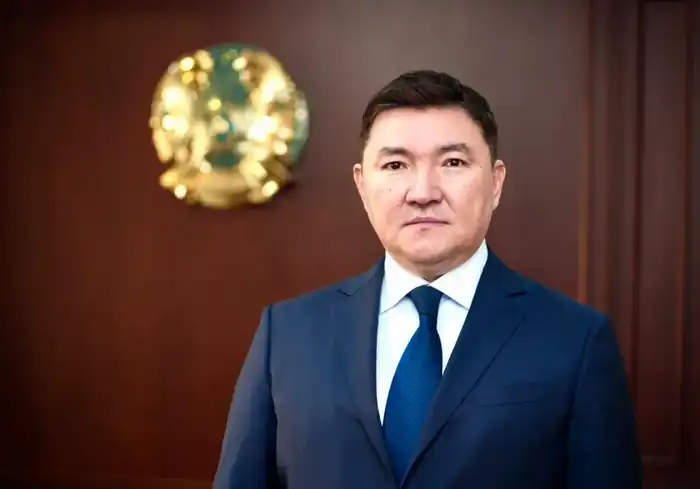 Назначение Айдына Ашуева на пост руководителя аппарата Министерства энергетики РК: новый этап в государственной службе {city2}