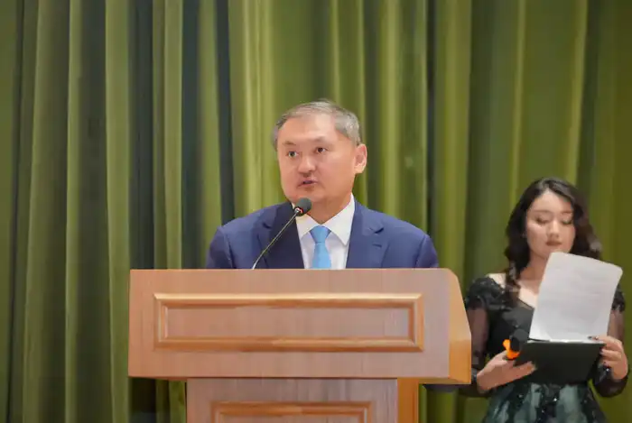 В Алматы прошла церемония награждения ученых и преподавателей за вклад в науку и образование {city2}