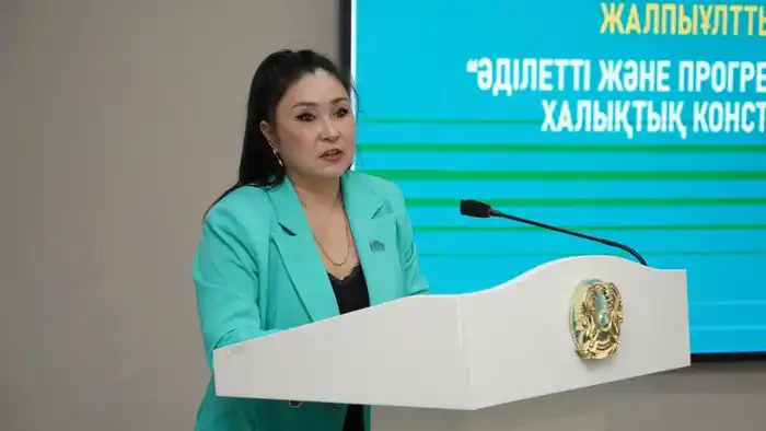 В ОБЛАСТИ АБАЙ СОСТОЯЛСЯ ДИАЛОГ ШАЛКАРА БАЙБЕКОВА С ДИРЕКТОРАМИ КОЛЛЕДЖЕЙ ПО ПРОЕКТУ КОНСТИТУЦИИ (4)