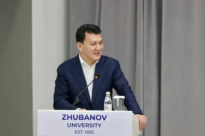 Студенческая молодежь Актюбинской области включилась в обсуждение Новой Конституции (4)