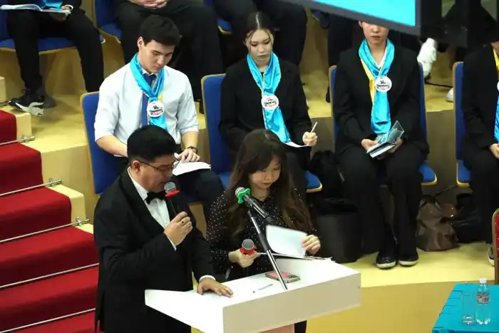 «Закон и порядок»: в Астане прошли дебаты среди школьников (7)