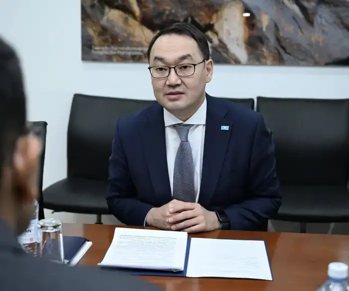 Обсуждены приоритеты дальнейшего сотрудничества Казахстана и Азиатского Банка Развития (2)