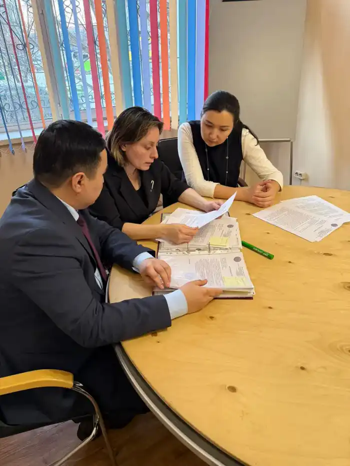 Представители правозащитного центра ознакомились с работой кризисных центров для жертв бытового насилия (2)