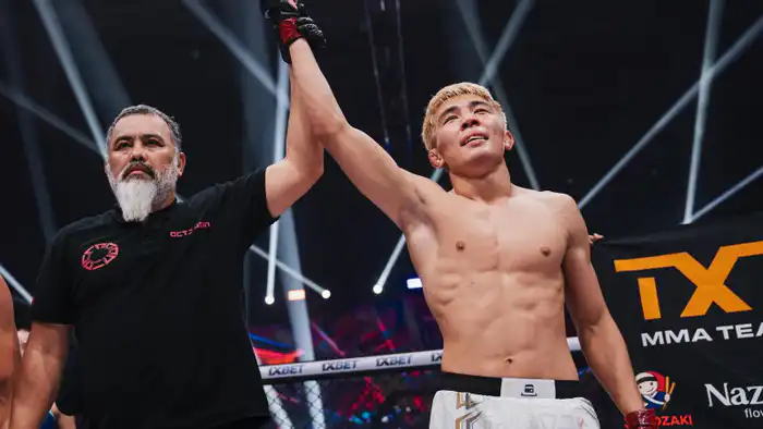 Кожахмет Имангали нокаутировал Бакытбека Дуйшобая за 97 секунд в бою Казахстан - Кыргызстан на турнире Octagon {city2}