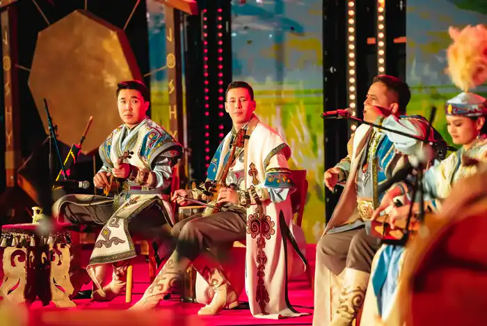 Этно-фольклорный ансамбль «Жошы» представил казахское музыкальное наследие на концерте в Катаре {city2}