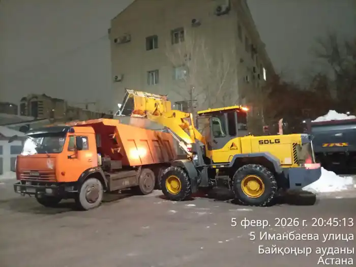 Астана: гололед и снегопады требуют осторожности {city2}
