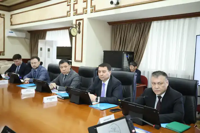 Вместе к новым вершинам: Нурдаулет Килыбай и Фархат Сарсекеева строят мосты для бизнеса в Мангистау {city2}