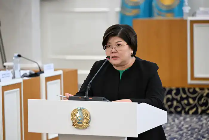 Конституционная комиссия представила доработанный проект новой Конституции для референдума {city2}