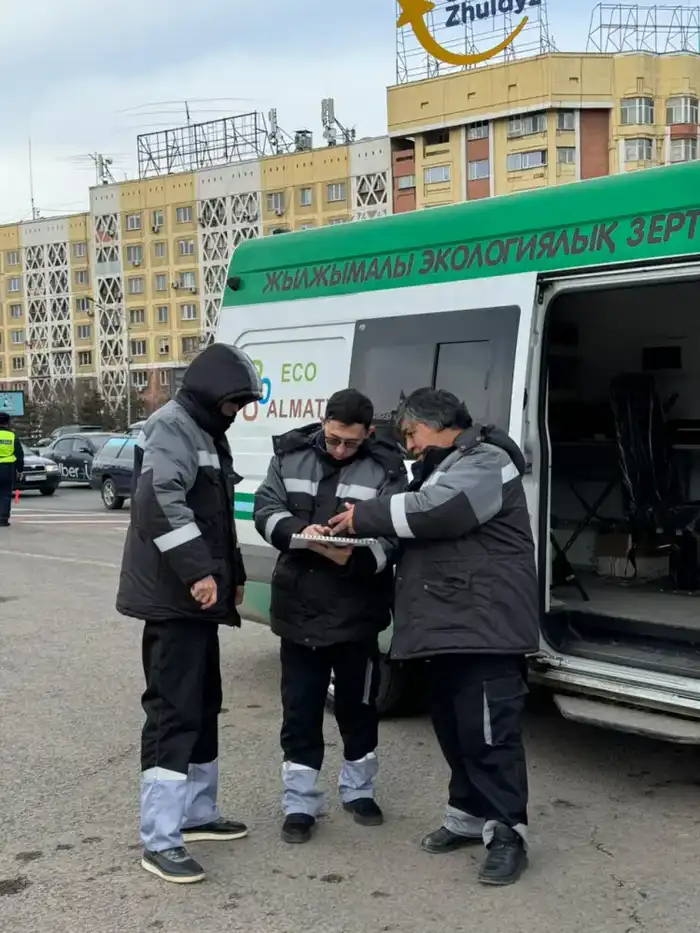 В Алматы 16 автомобилей не соответствуют экологическим нормам {city2}