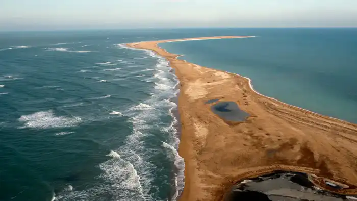 Правительство выделяет 1,1 млрд тенге на изучение и сохранение Каспия через научные исследования {city2}