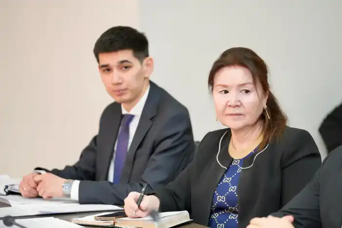 В республиканском селекторе рассмотрены промежуточные итоги отопительного сезона и планы ремонтной кампании (9)