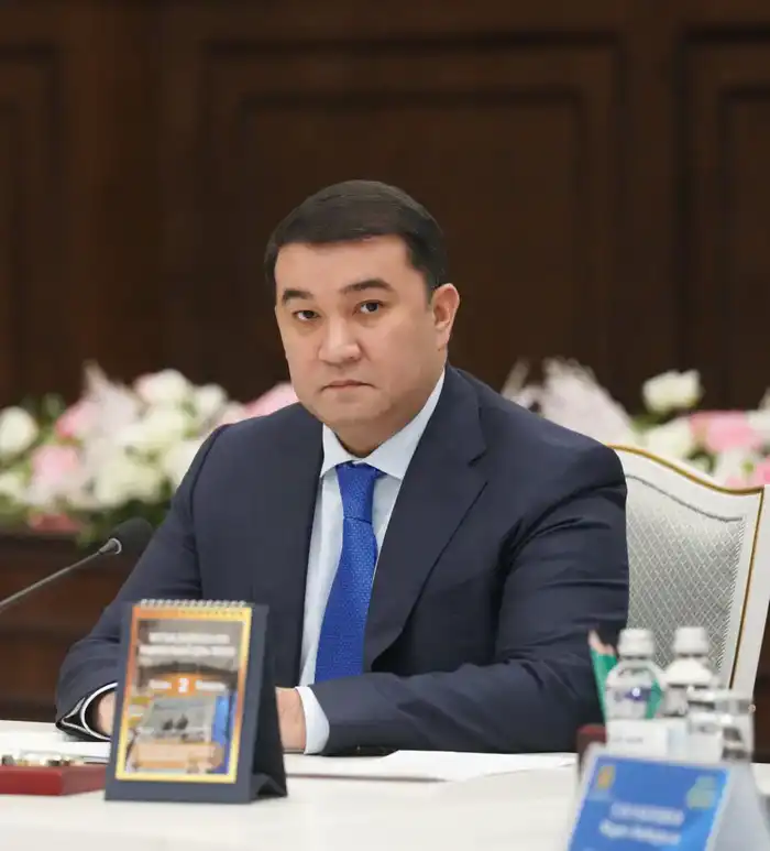 Круглый стол в Туркестанской области: обсуждение защиты прав инвесторов и бизнес-проектов {city2}