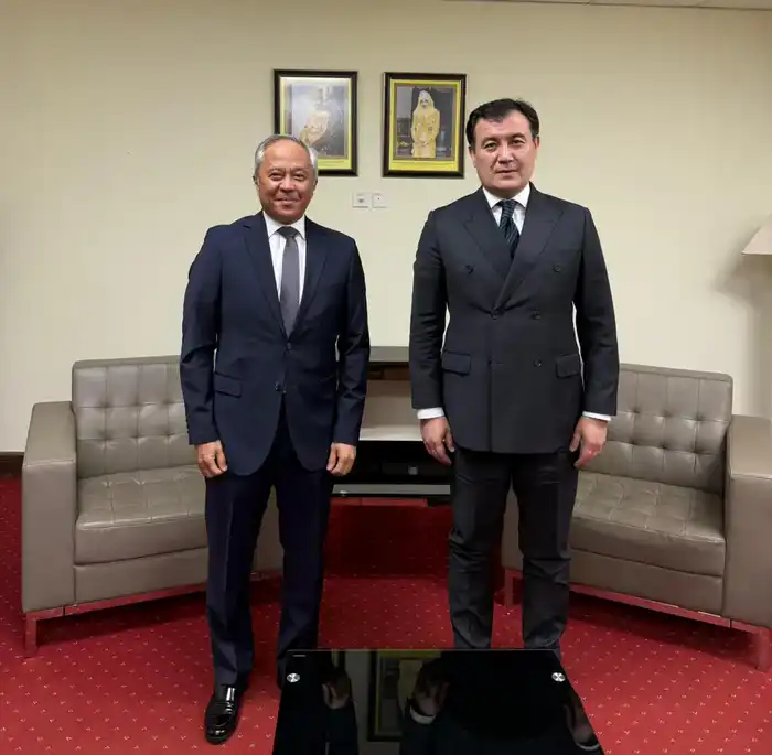 Казахстан и Бруней запускают новые инициативы в экономическом и культурном сотрудничестве {city2}