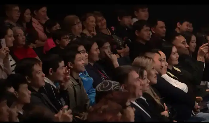 «Закон и порядок»: спектакль о формировании жизненных ориентиров показали столичным подросткам (4)