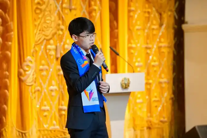 «Закон и порядок»: профилактический спектакль о вреде наркотиков представили столичной молодежи (7)