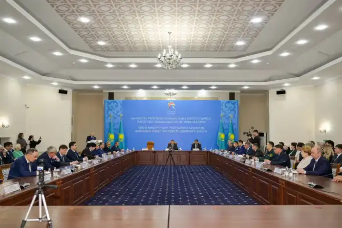 В регионе прошло обсуждение проекта обновленной Конституции РК (10)