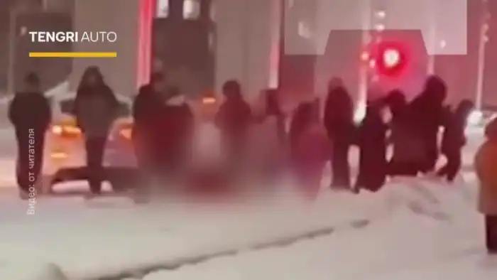 Два несовершеннолетних пострадали в результате наезда автомобиля возле школы в Астане {city2}