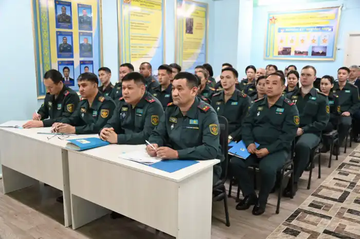 Акция Минобороны в Улытау: более 3 тысяч будущих призывников обсудили вопросы военно-патриотического воспитания {city2}