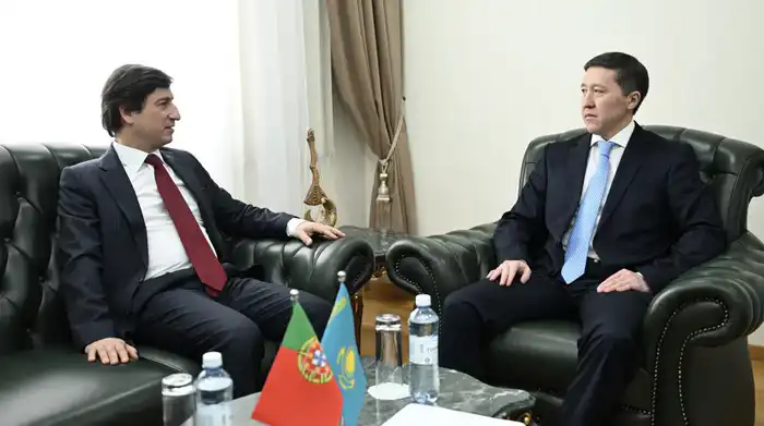 Углубление дипломатических связей между Казахстаном и Португалией: новые перспективы сотрудничества {city2}