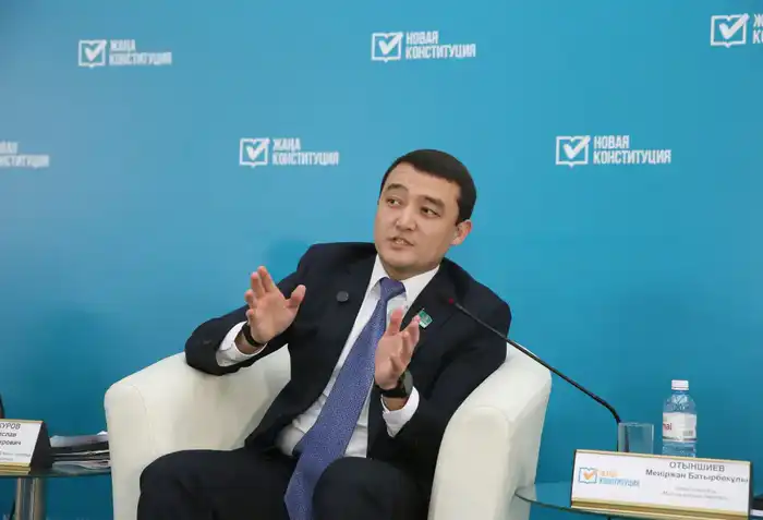 Первое заседание городской Коалиции за Народную Конституцию в Алматы {city2}