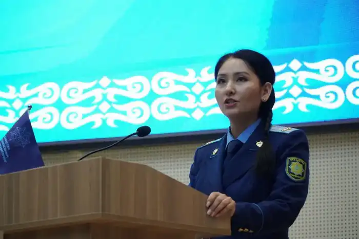 «Защитники финансового фронта»: форум в Астане о безопасности в эпоху цифровых угроз {city2}