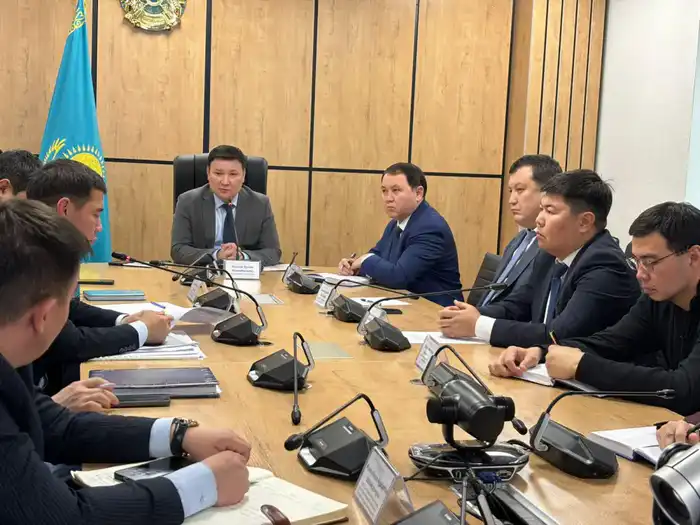 ТУРКЕСТАН: ОБСУДИЛИ СОСТОЯНИЕ ОБЩЕСТВЕННО-ПОЛИТИЧЕСКОЙ СИТУАЦИИ (2)