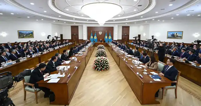 Выступление Главы государства Касым-Жомарта Токаева на расширенном заседании Правительства (2)