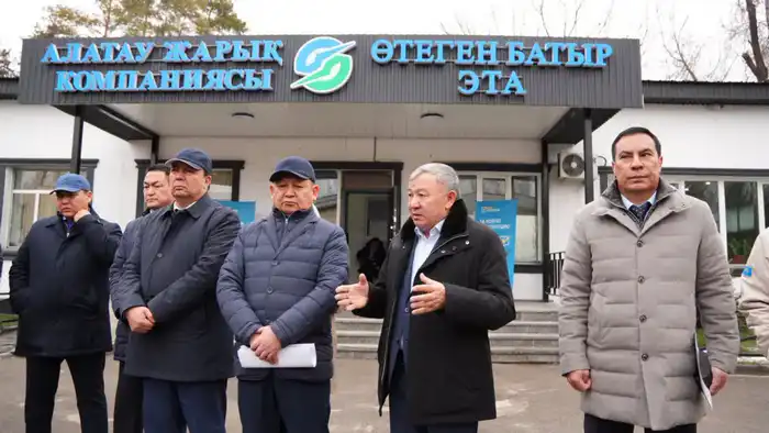 Энергетики Алматинской области поддержали проект новой Конституции (2)