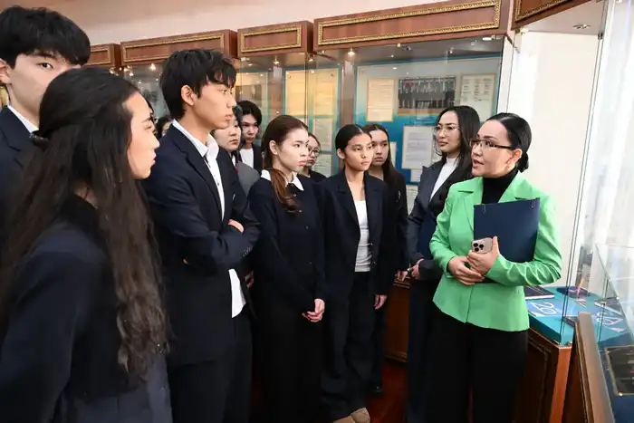 Экскурсия школьников в МИД Казахстана {city2}