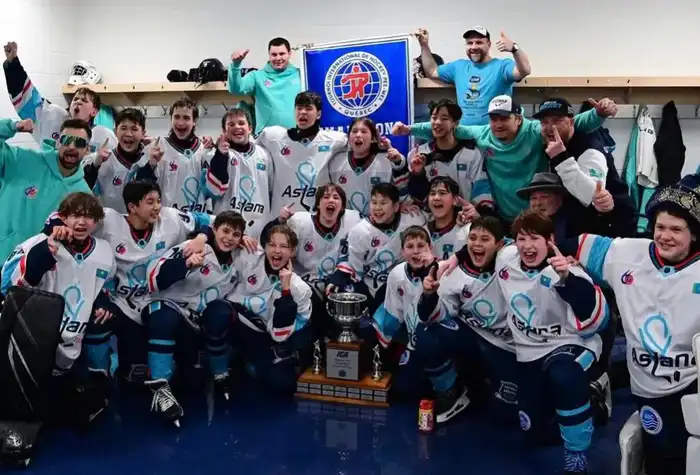 Караганда празднует золото хоккейного турнира в Канаде {city2}