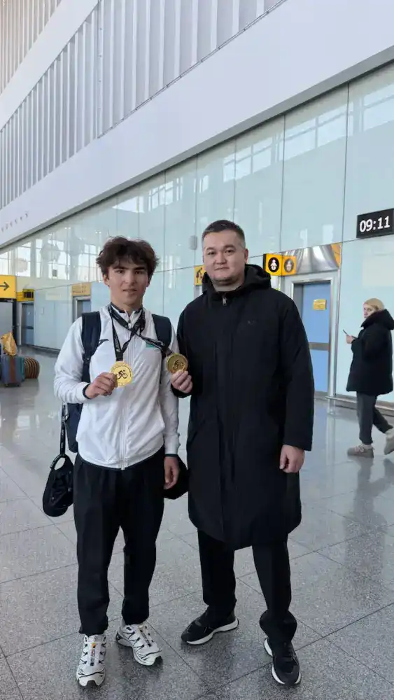 Двукратный чемпион Азии по велоспорту вернулся на родину (4)