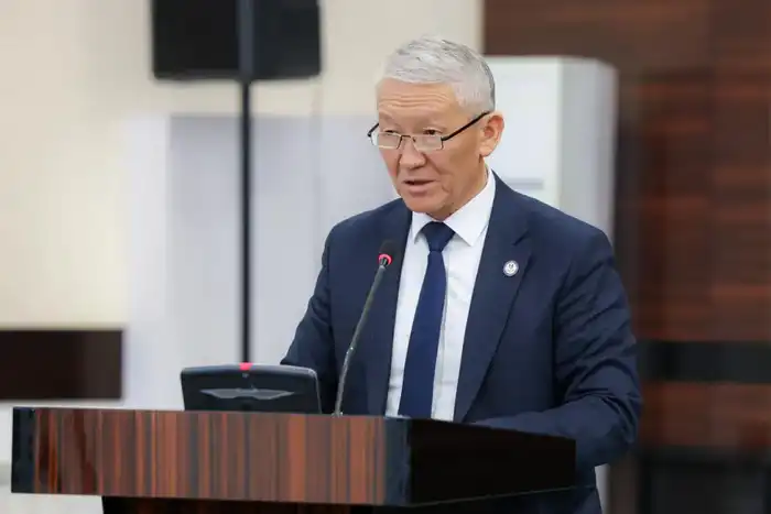 Обсуждение новой Конституции Казахстана: участие общества и важность реформ {city2}