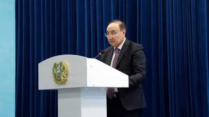 Экологический час в Астане: школьники и студенты обсуждают рациональное водопользование {city2}